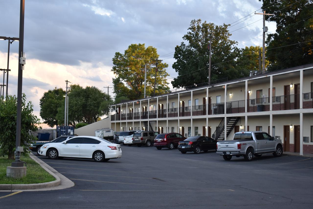 Town House Inn Cape Girardeau Eksteriør billede